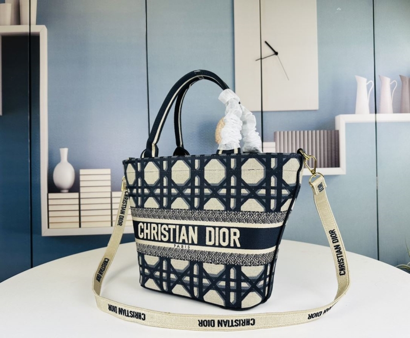 Dior Shopping Bags